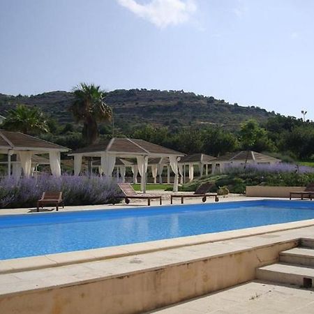 Agriturismo La Fiumara Villa Noto Exterior foto
